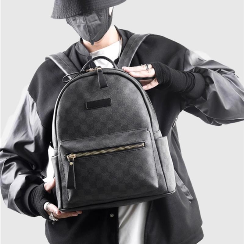 法国CavienKIon欧美小众高级双肩包商务旅行书包格子背包皮质男包