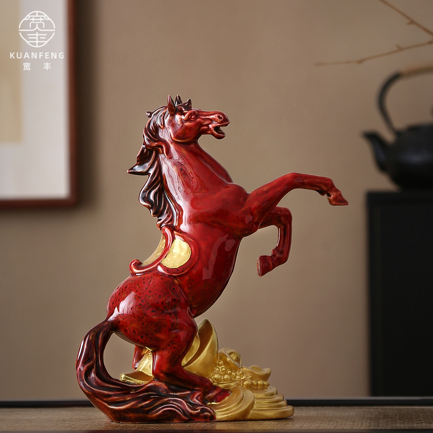 陶瓷红马摆件招财吉祥物