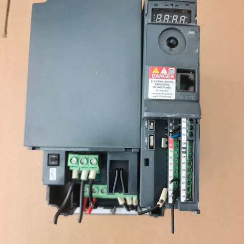 {议价}施耐德变频器ATV320U75N4B 7.5KW 380V三{议价}