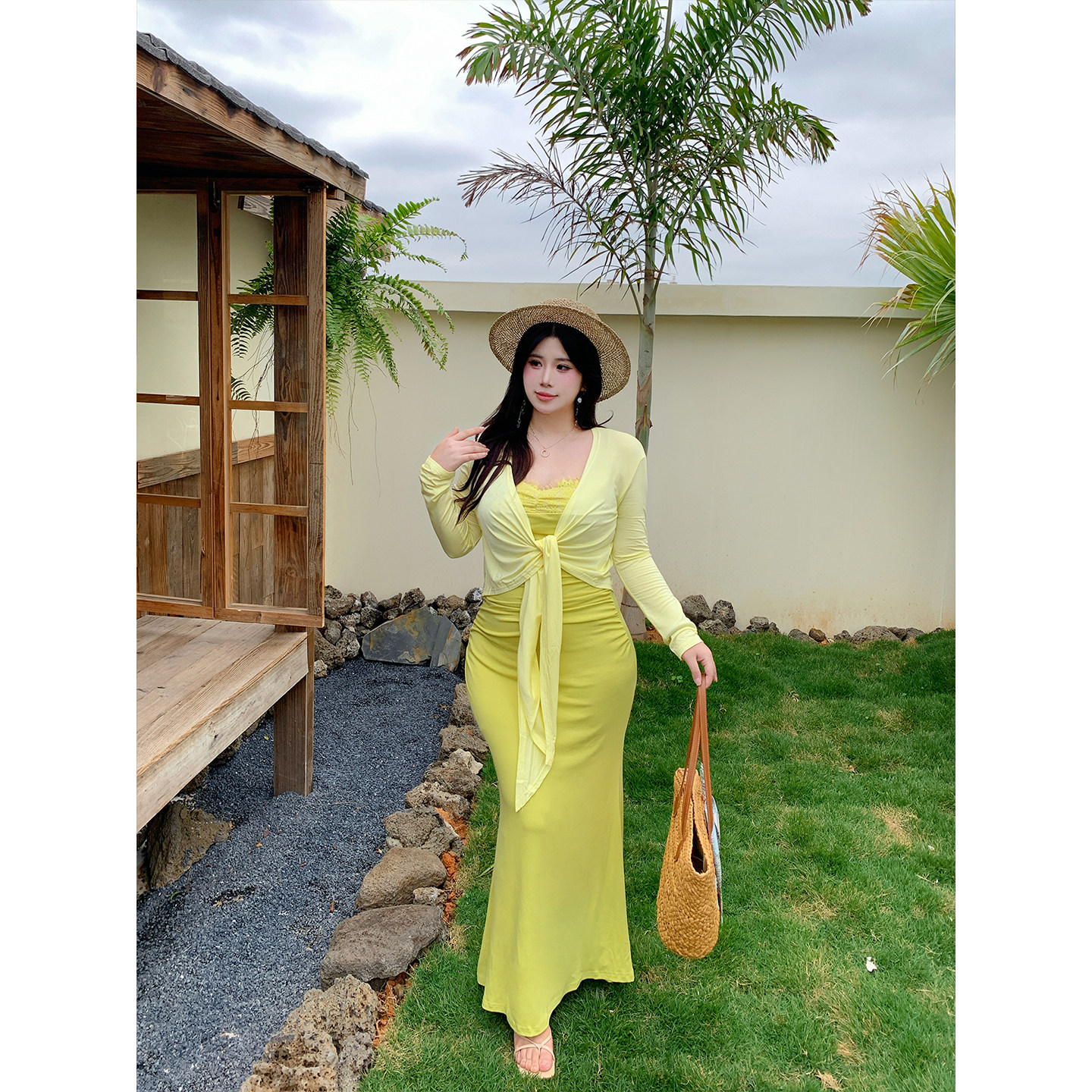 B-babes【春屿青柠】大码法式显瘦吊带包臀裙开衫内搭温柔连衣裙