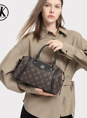 LK轻奢包包波士顿女士通勤包大容量复古单肩枕头包秋冬新款手提包