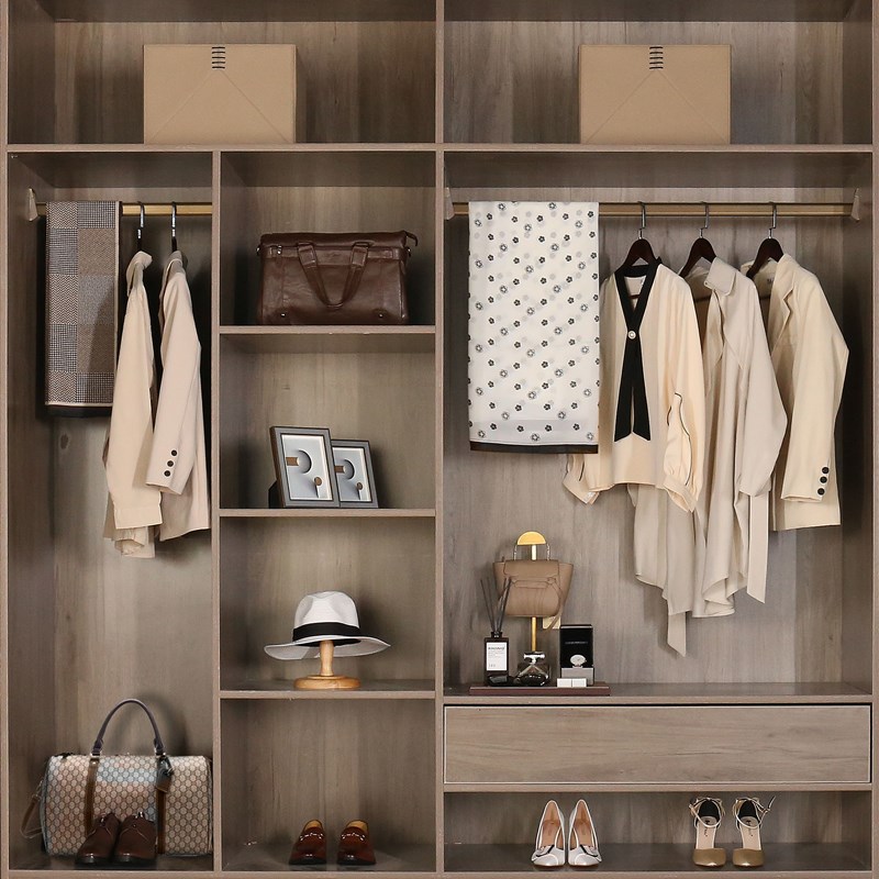 样板房间衣服衣帽间衣服饰品衣柜展厅软装搭配套装组收纳箱摆件