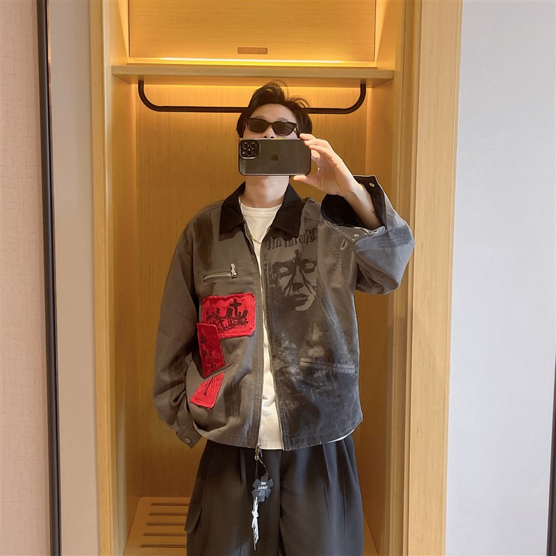 范哲贤 2025春季新款美式复古潮贴布刺绣人像夹克男撞色牛仔外套