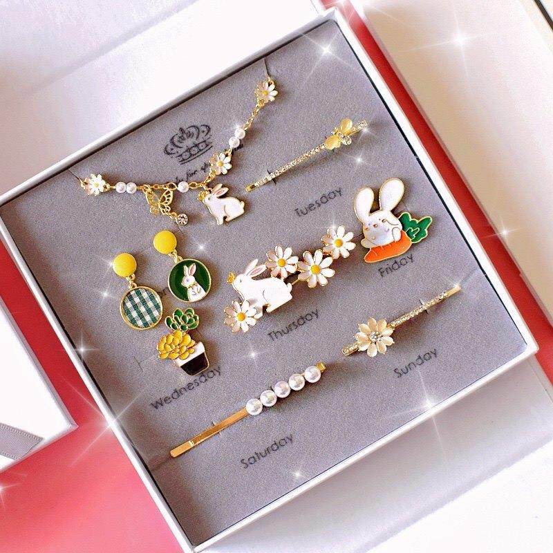 生日礼物女生送闺蜜同学朋友女孩18岁成年人实用可爱少女心毕业季