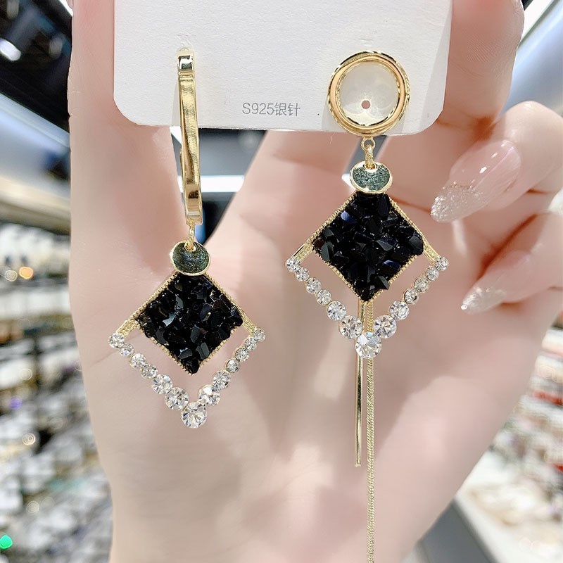 高级感夸张个性几何不对称设计感耳环气质长款菱形流苏显瘦耳饰女