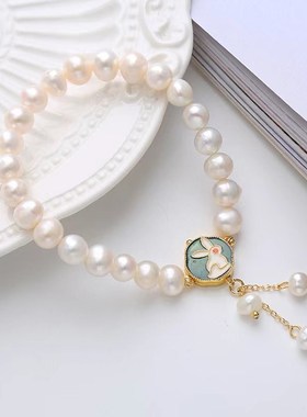 新款天然淡水珍珠手链女简约个性时尚设计感串珠精致手串生日礼物