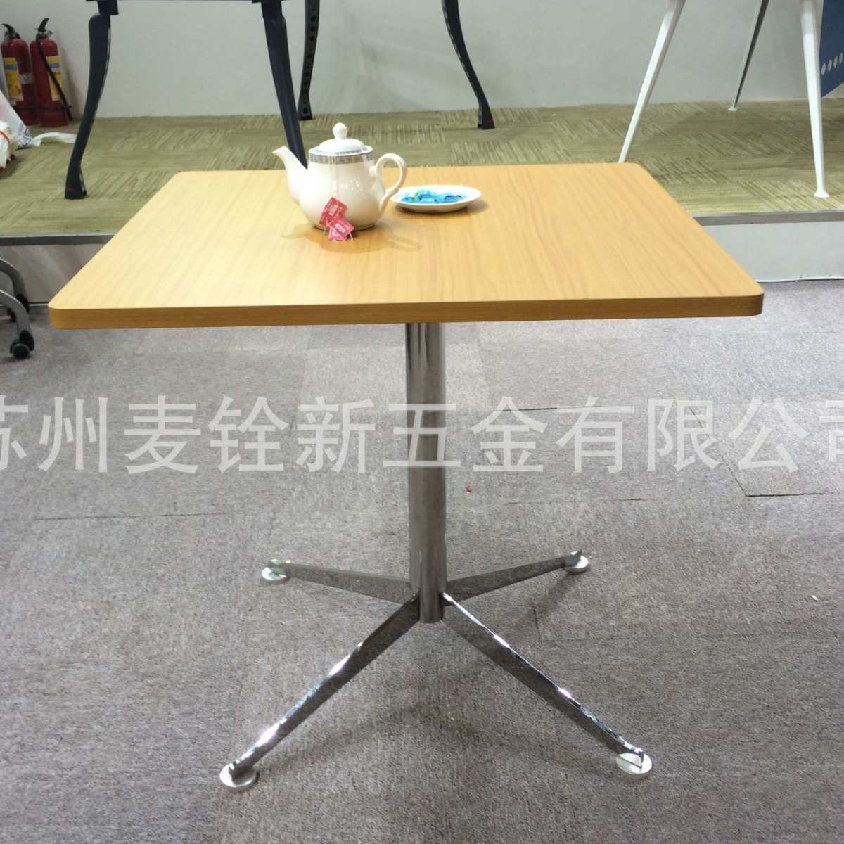 洽谈桌底脚三爪桌脚西餐厅咖啡厅餐桌支架桌腿甜品奶茶店快餐台脚