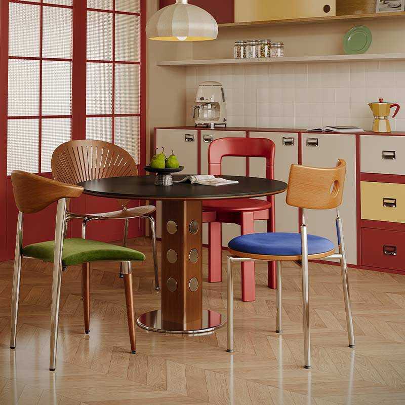 家用实木餐椅包豪斯靠背椅子设计师款桌椅中古风软包可叠放餐桌椅,模玩/动漫/周边/娃圈三坑/桌游,模型制作工具/辅料耗材,淘宝优惠券,粉丝福利购,淘宝优惠卷