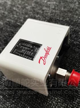 丹佛斯Danfoss压力开关KP36060-1108060-1108912-14bar