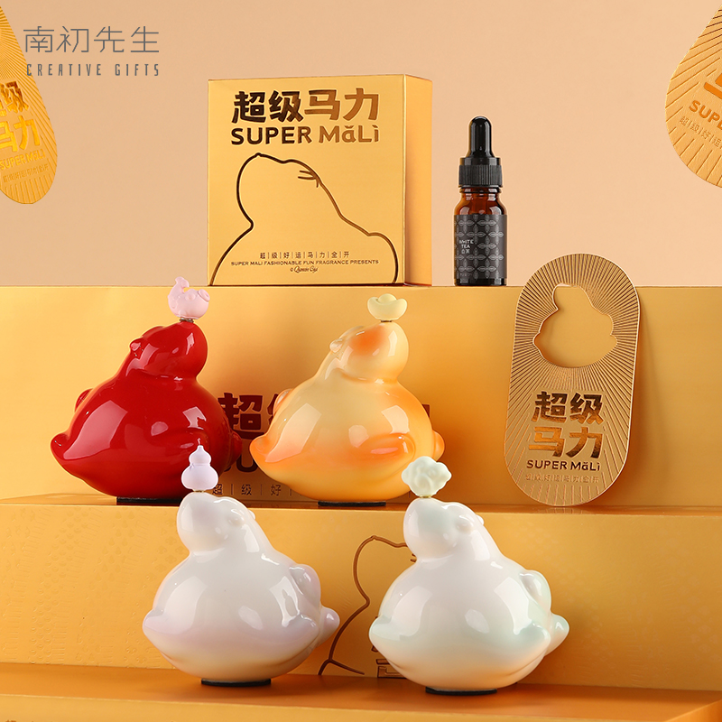 南初先生超级马力生肖马年摆件