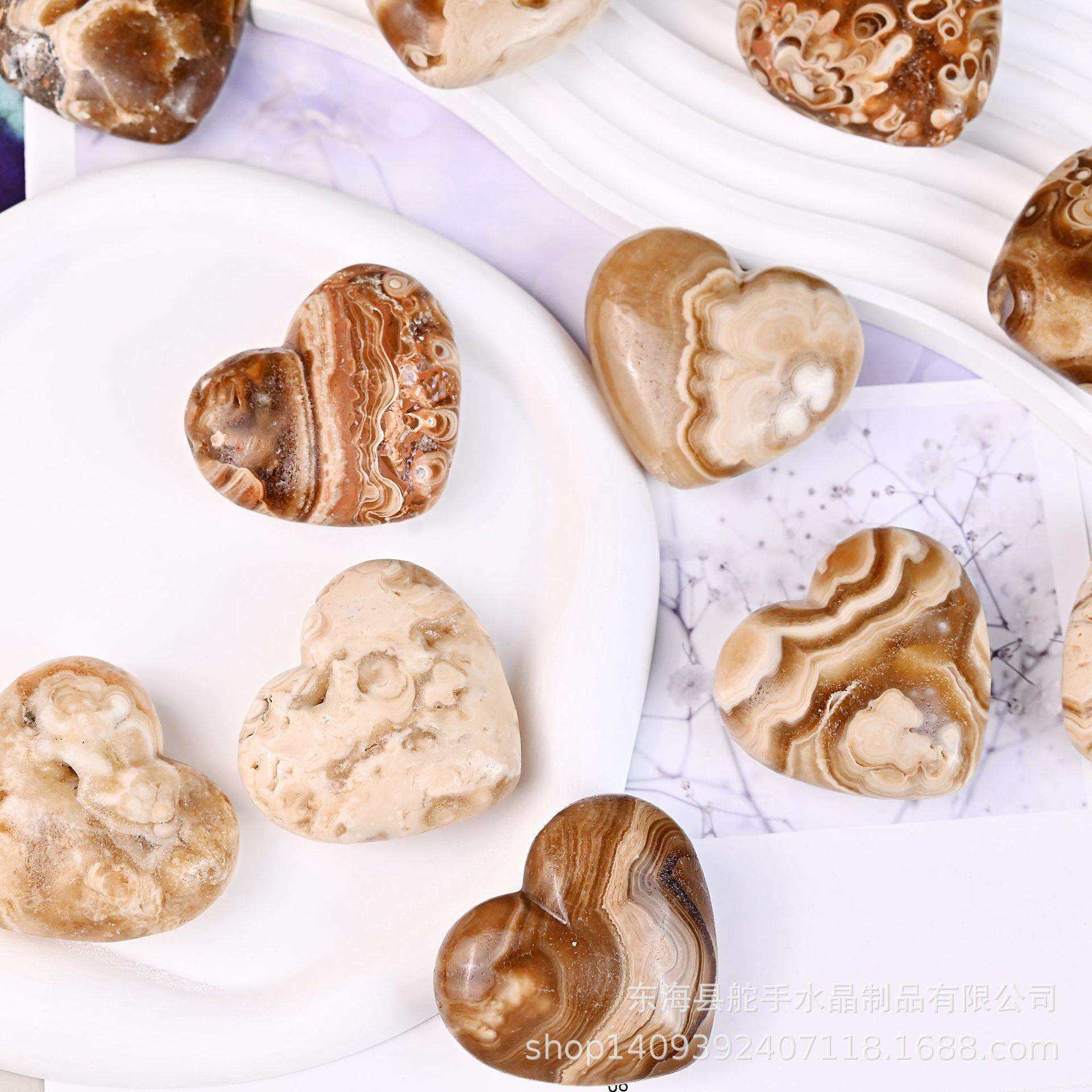 跨境热销天然水晶琥珀方解石40mm爱心按摩石心形忘忧石拇指石饰品