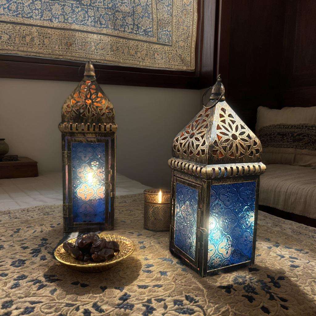 Temu跨境新款摩洛哥铁艺烛台复古彩色玻璃手提灯家居装饰氛围摆件