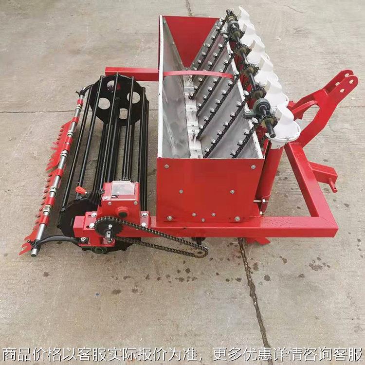 桃核播种机黑龙江出售四轮车带大蒜播种机定做多行种半夏机器