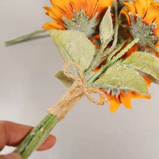 极速Siamulation yellow sunflower flower flower cuttings autu