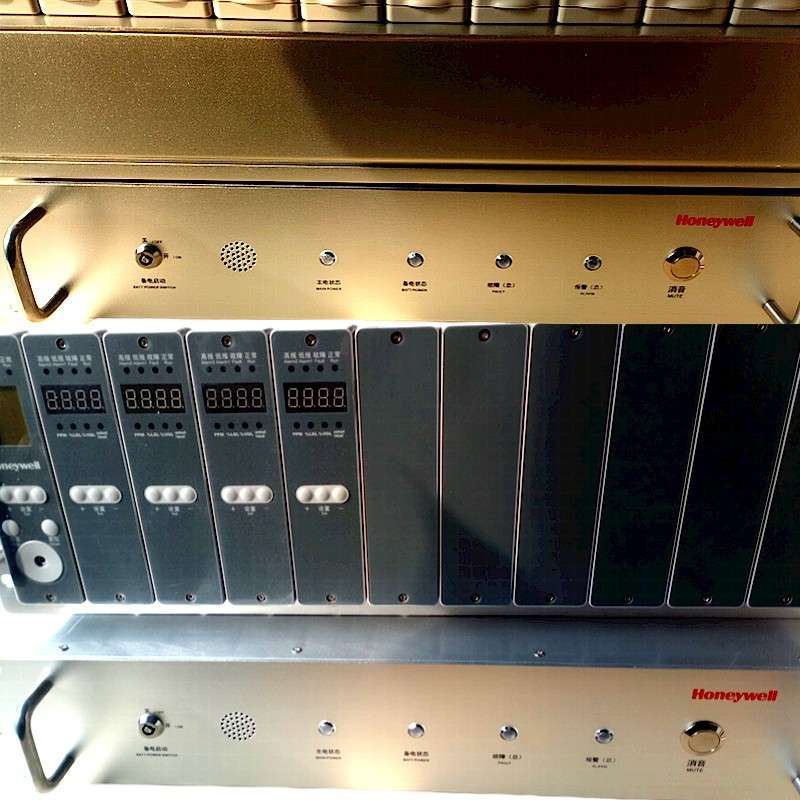 华瑞FMC-1000Plus-W盘装气体报警控制器FMC-1000PLUS壁挂式控制器