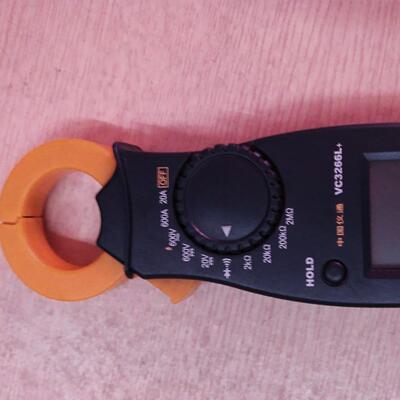 仪通VC3266L+数字钳表小型便携式钳表小钳表