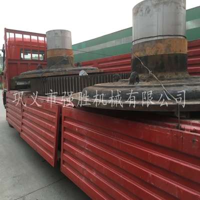 厂家现货直发球磨机齿轮齿圈磨头联轴器过桥轴合衬板配件