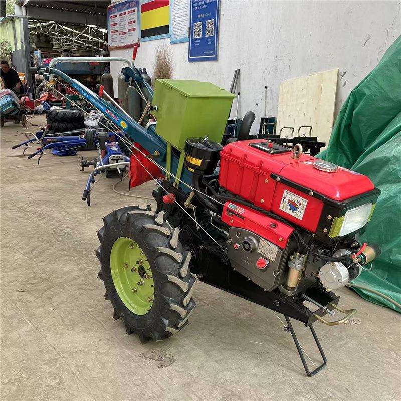 手扶拖拉机多功能旋耕犁地机硬地翻整柴油大马力手扶式农用拖拉机