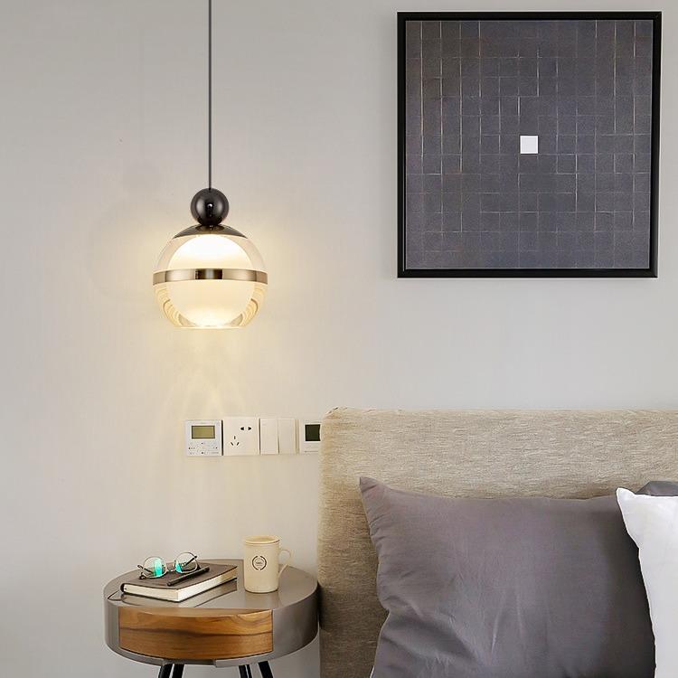 北欧主卧室琥珀单头圆球床头吊灯高端现代简约长线吧台小吊灯