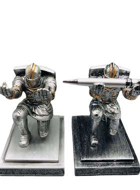 执行官士兵骑士笔座笔插盾牌骑士创意笔筒笔托笔架PENHOLDER 摆件