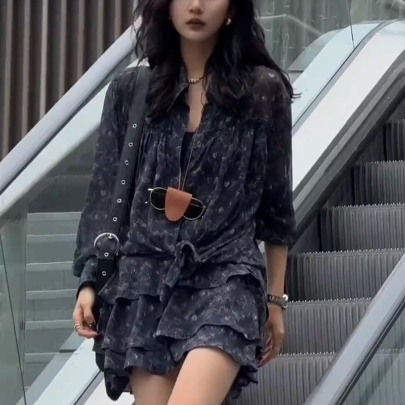 极速欧货假c两件拼接袖子蝴蝶短袖T恤女夏洋气减龄下衣失踪中长款
