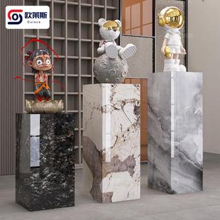 摆件客厅轻奢高档2025新款大理石底座摆台岩板立柱花架子落地式