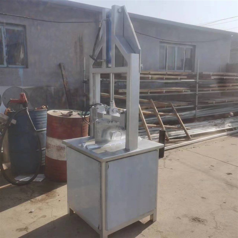 立式留脑式猪头劈半机厂家 脚踏留脑生猪头分半切半机