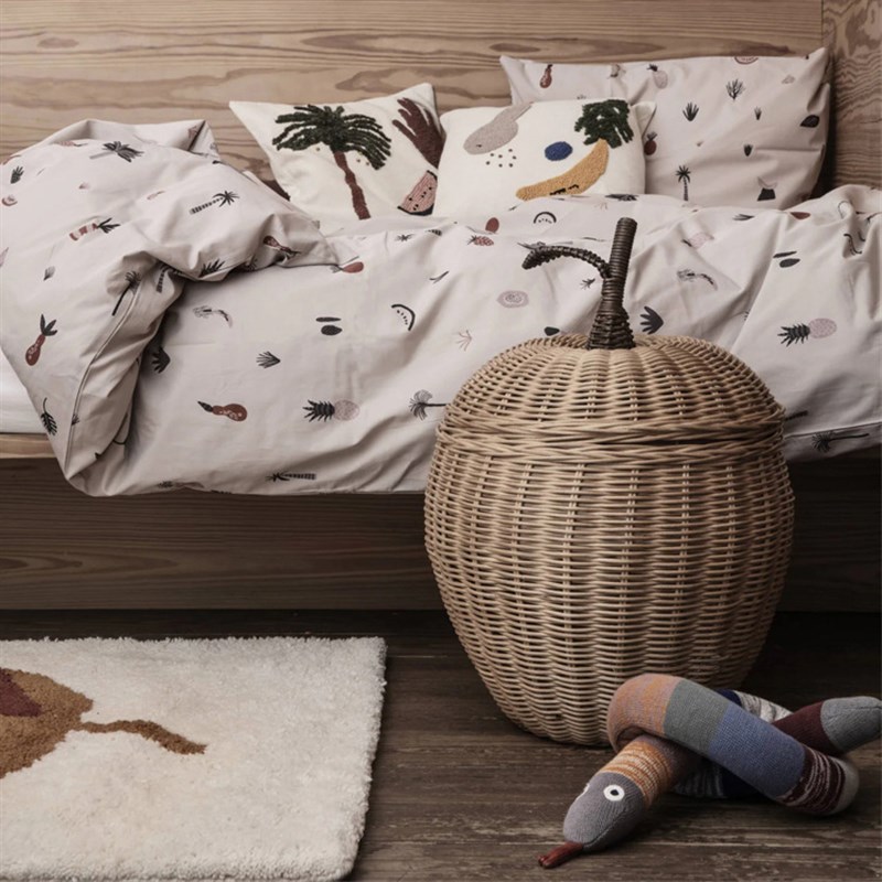 家用创意草莓植绒地毯北欧简约纯色床前垫长条吸水加厚加厚垫子