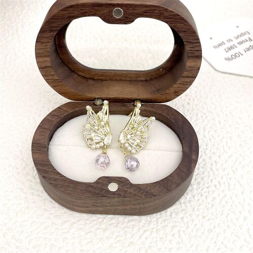 气质星空幻蝶金色耳环优雅精致粉色锆石耳坠个性设计时尚百搭耳饰