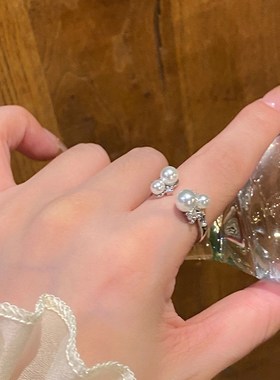 白色浪漫!锆石珍珠戒指女轻奢高级感素圈戒指女小众设计尾戒指环