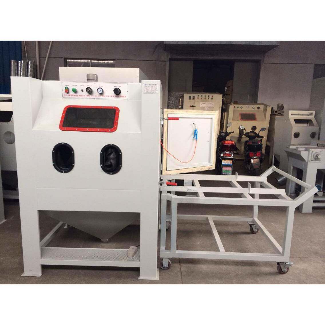 常州高压模具喷砂机直销电饭煲外壳模具喷砂机全自动喷砂机