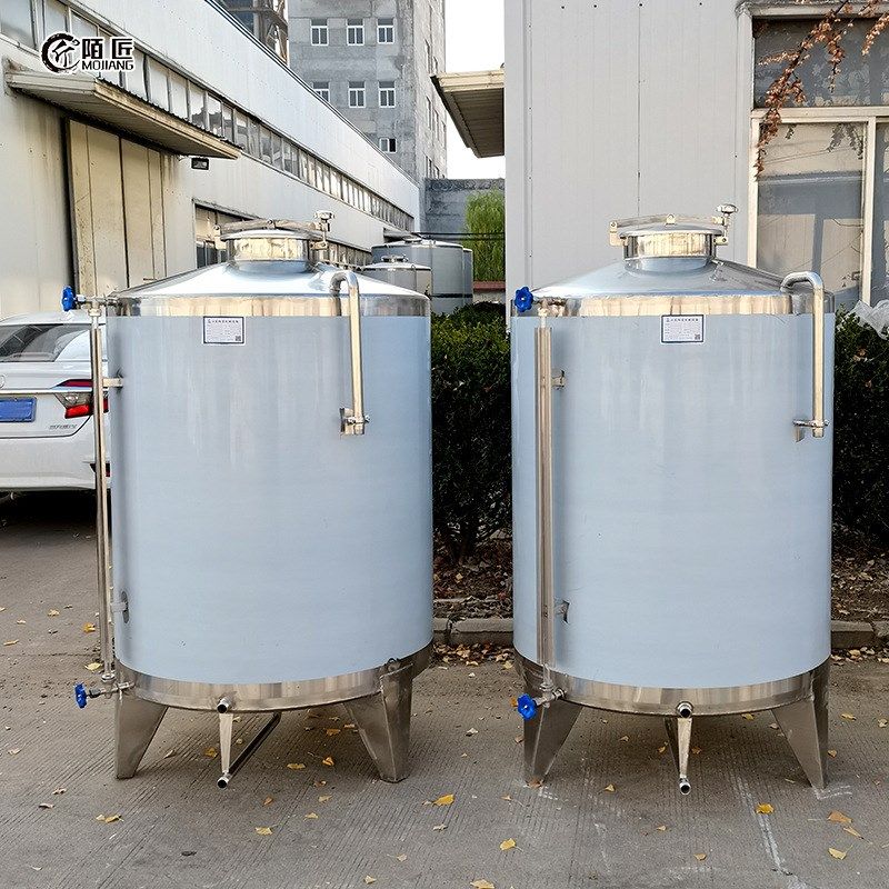 1吨304食品级液体不锈钢白酒罐 锥底立式油罐 白钢储罐 密封罐