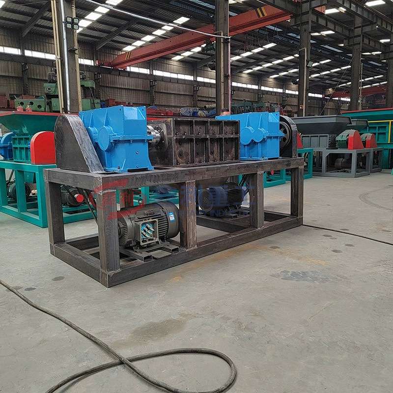 布料废料撕碎机  木材骨头粉碎机  大小型撕碎机  建筑垃圾破碎机