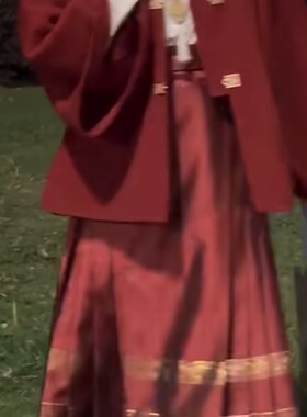 新中式汉服女改良红色毛呢大衣过年日常可K穿服婚服敬酒服外套冬