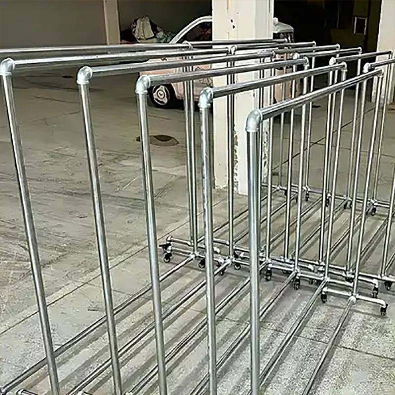 钢管晾衣架家用落地阳台挂衣架晒被子晒衣服架晾衣杆镀锌单杆水管