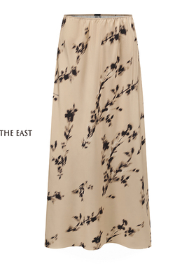 《鹦鹉梨严选》Into The East桑蚕丝花影长半裙 E1DGSS004KT21SK