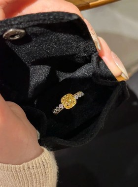 老钱风植物系黄钻方糖菠萝戒指小众高级感精致时尚轻奢简约钻戒女