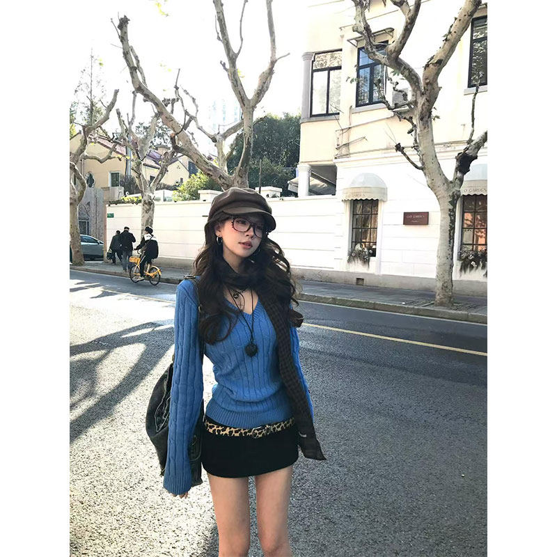 美式辣妹蓝色麻花V领毛衣