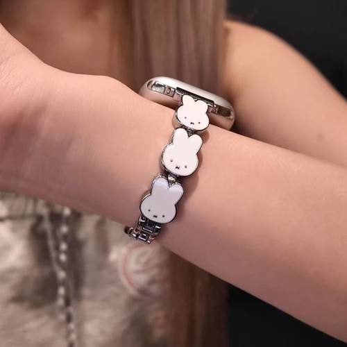适用Apple watchs11百搭简约兔子合金链苹果S10/9/8/7/se女生表带