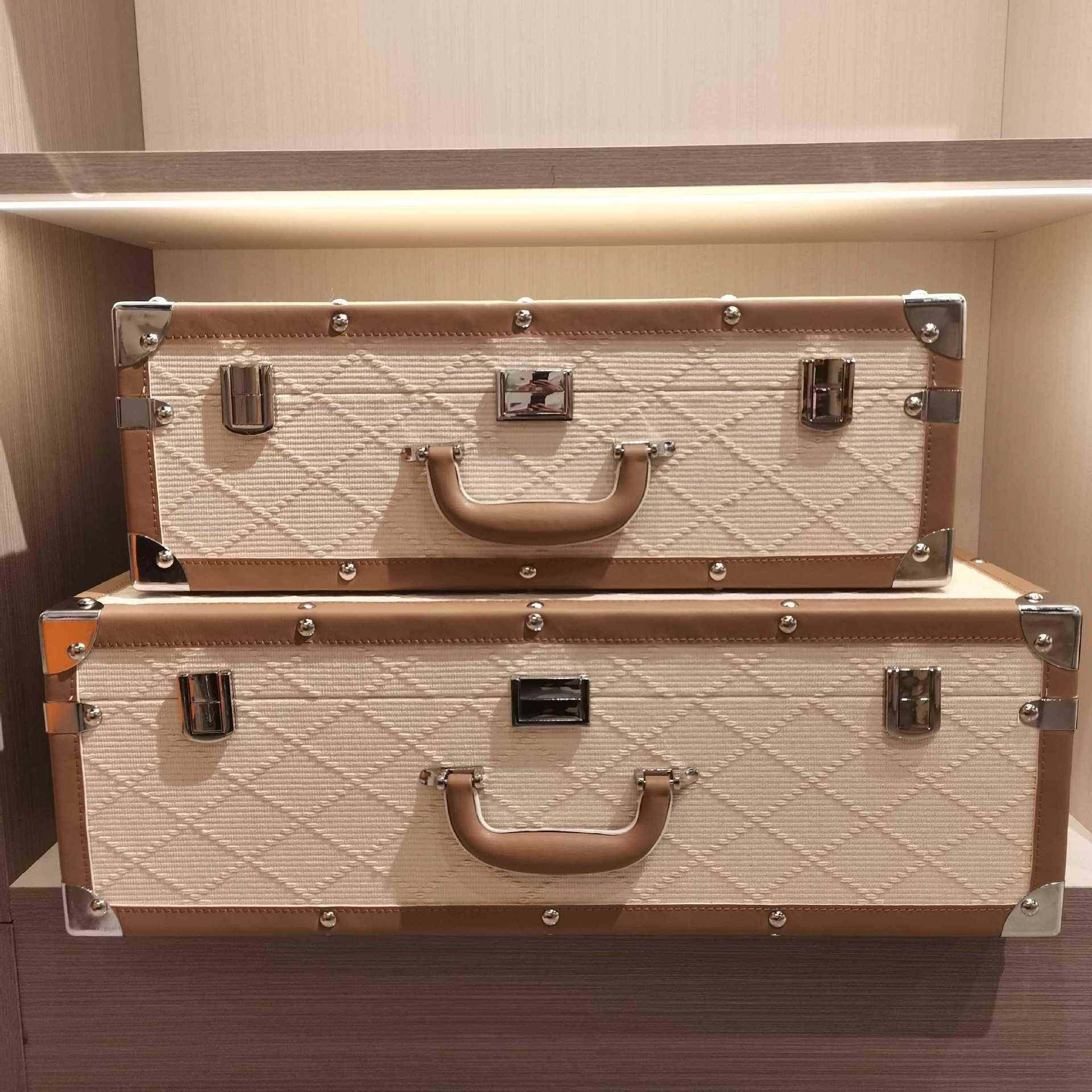 米色植绒皮革样板房手提箱软装家居卧室衣帽间收纳箱展厅装饰摆件,鲜花速递/花卉仿真/绿植园艺,割草机/草坪机,淘宝优惠券,粉丝福利购,淘宝优惠卷