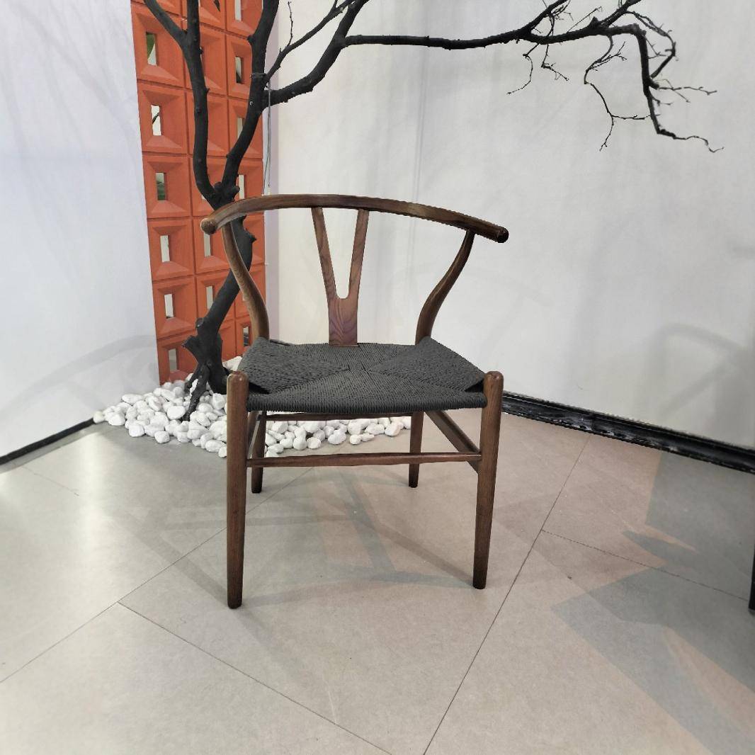 榉木Y椅北欧餐椅带扶手桌椅洽谈椅茶室书房民宿喝茶凳子实木椅