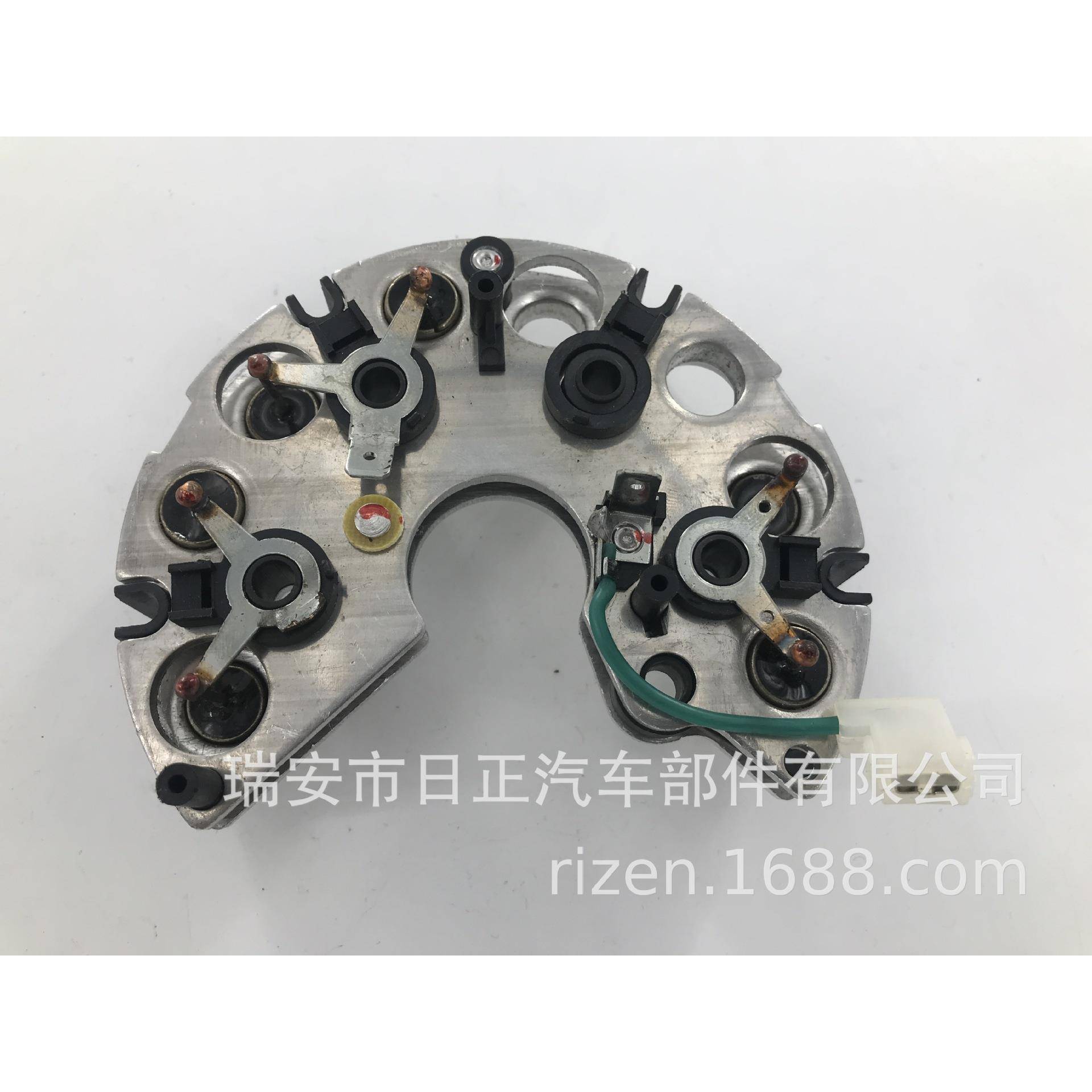 汽配适用于LADA（拉达）汽车发电机整流器/整流桥