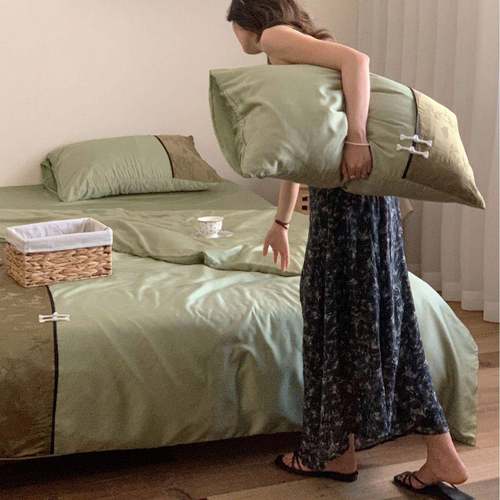 新中式风小众款氛围感支赛尔纤维天丝民宿款小洋房卧室四件套