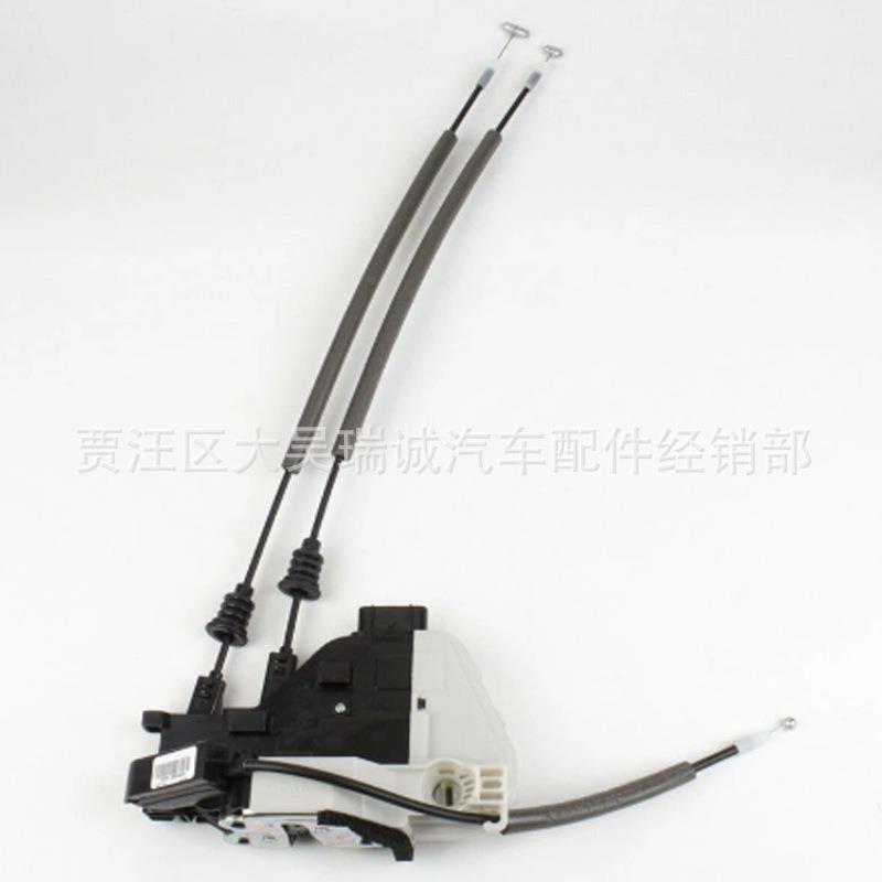 适配现代起亚813102W010-814202W010前后车门锁机构IX45圣达菲