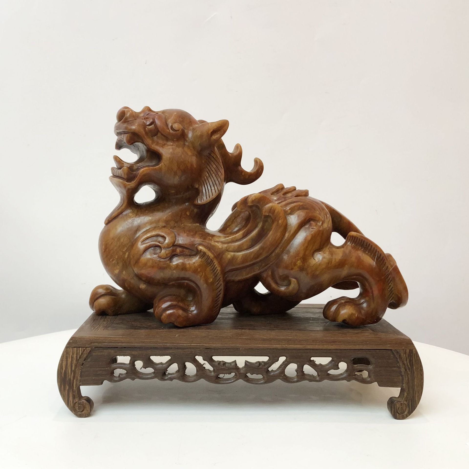 钰程本命年玉器28厘米岫玉貔貅摆件厂家批发工艺品吉祥物雕刻品