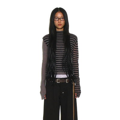 双层仿高领半短款条纹针织衫