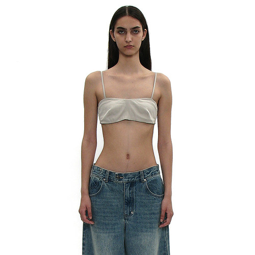 小胸美背轻薄无钢圈吊带文胸