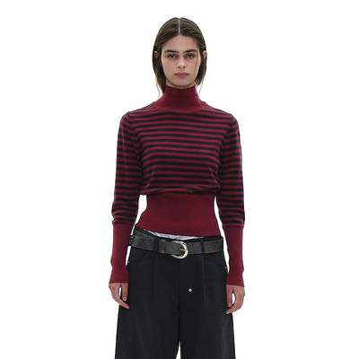 高领后背扣式条纹针织上衣