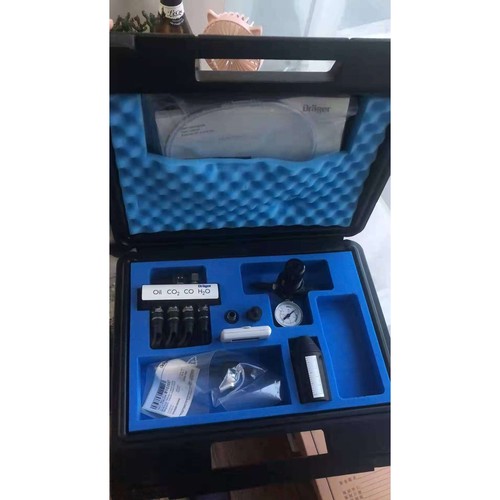 德尔格压缩空气8103560，油盒，8103061水管6728531油6728371