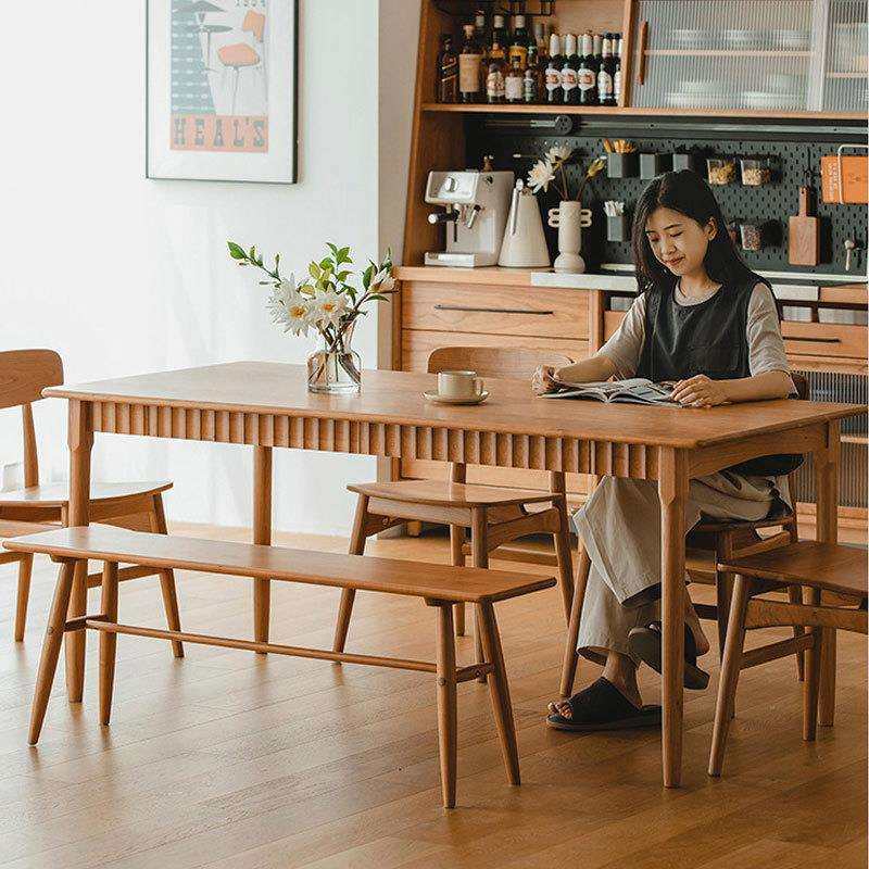 北欧全实木餐桌椅组合现代简约型日式家用小户型极简式饭桌樱桃木